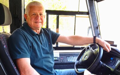 Bürgerbusverein begrüßt neuen Fahrer Thomas Schollas